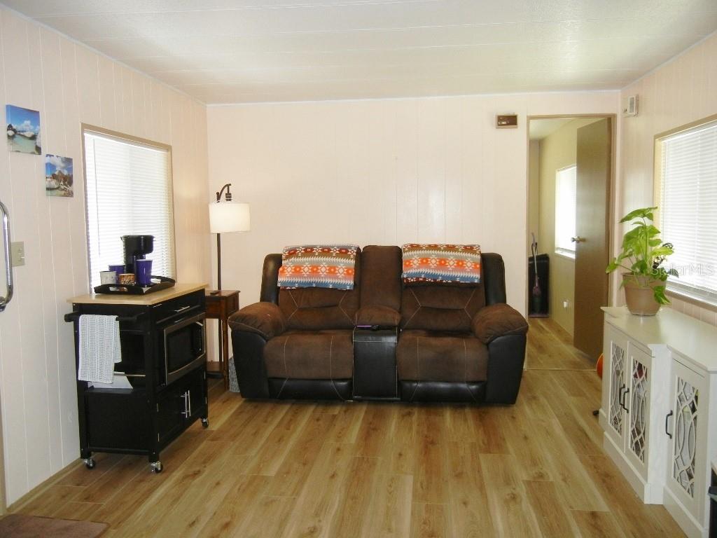 Image 10 of 36 For 212 Rue De Pont