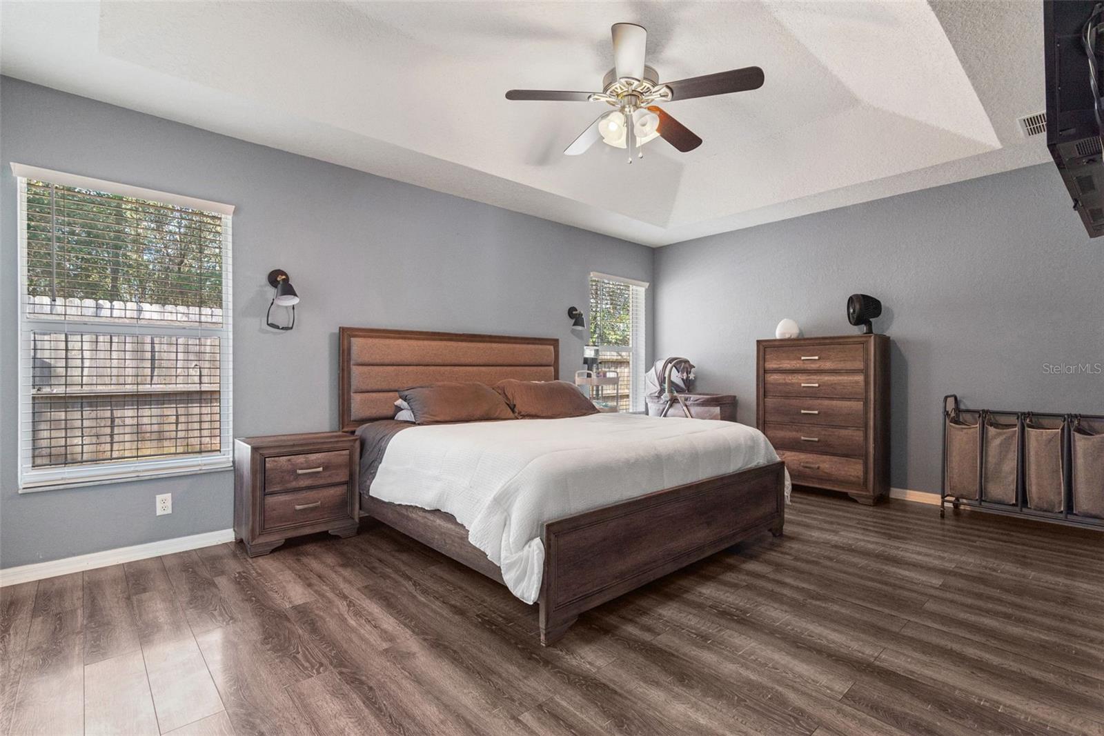 Image 10 of 28 For 56 Hemlock Radial