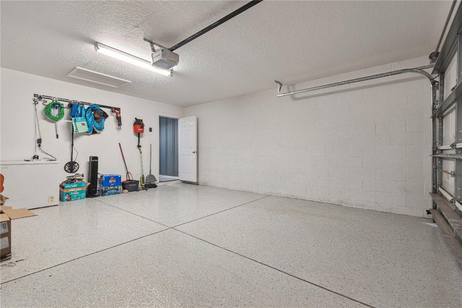 Image 16 of 28 For 56 Hemlock Radial