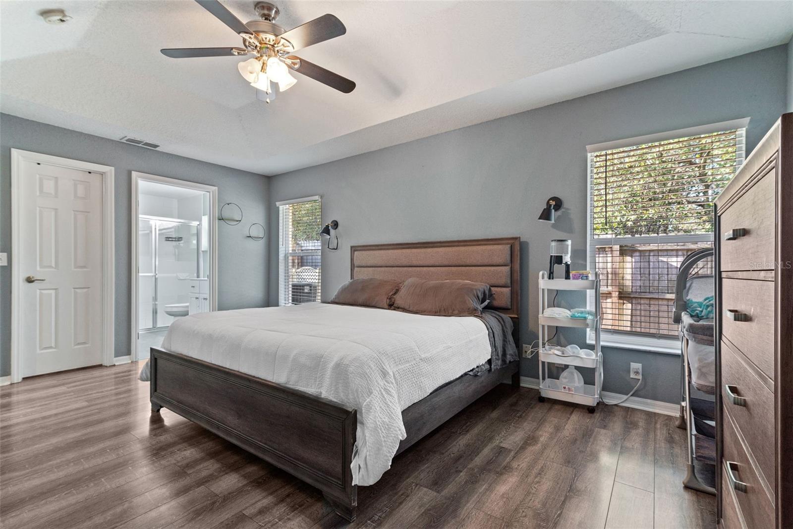 Image 23 of 28 For 56 Hemlock Radial