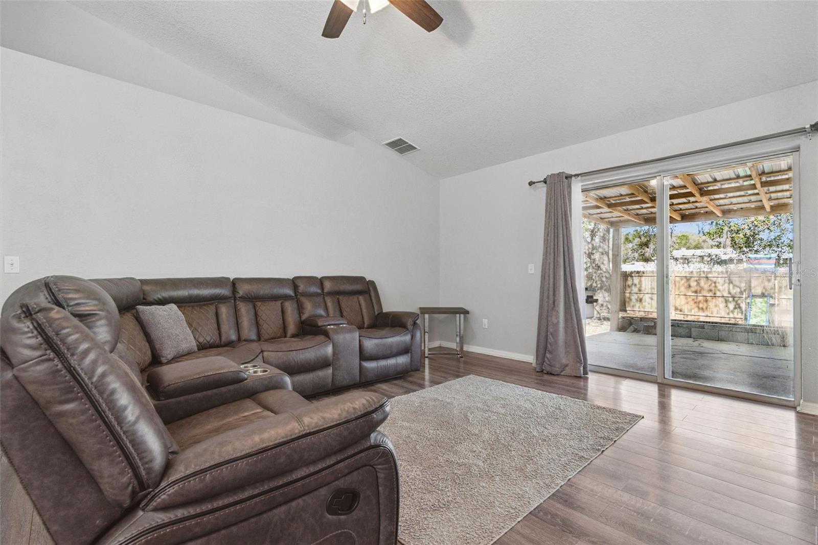 Image 27 of 28 For 56 Hemlock Radial