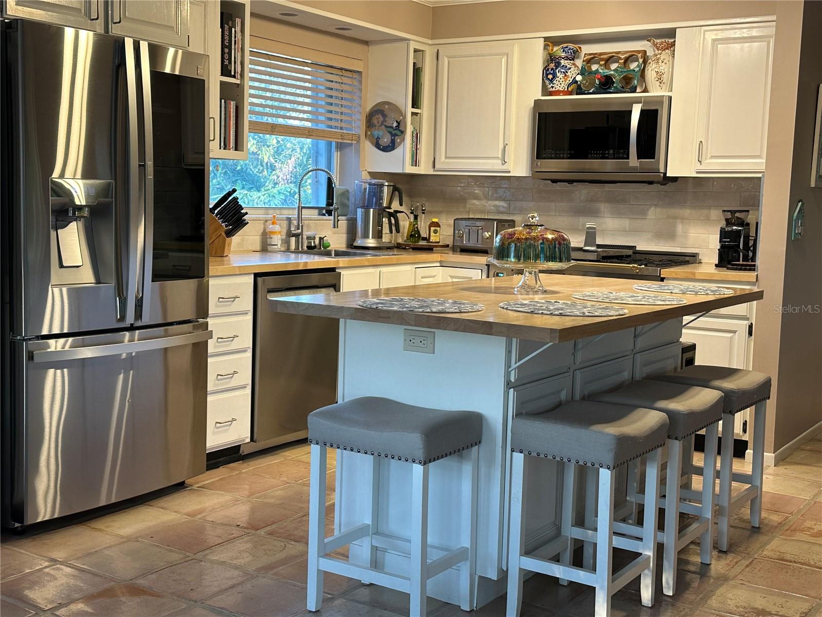 Image 2 of 13 For 22777 Jolly Roger Dr.