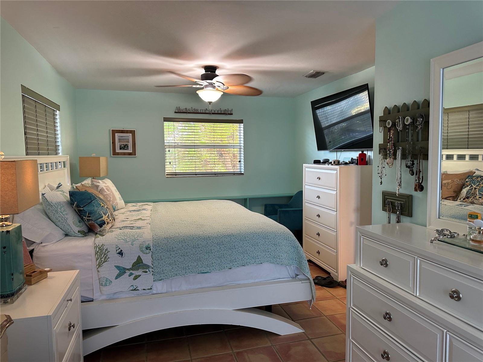 Image 4 of 13 For 22777 Jolly Roger Dr.