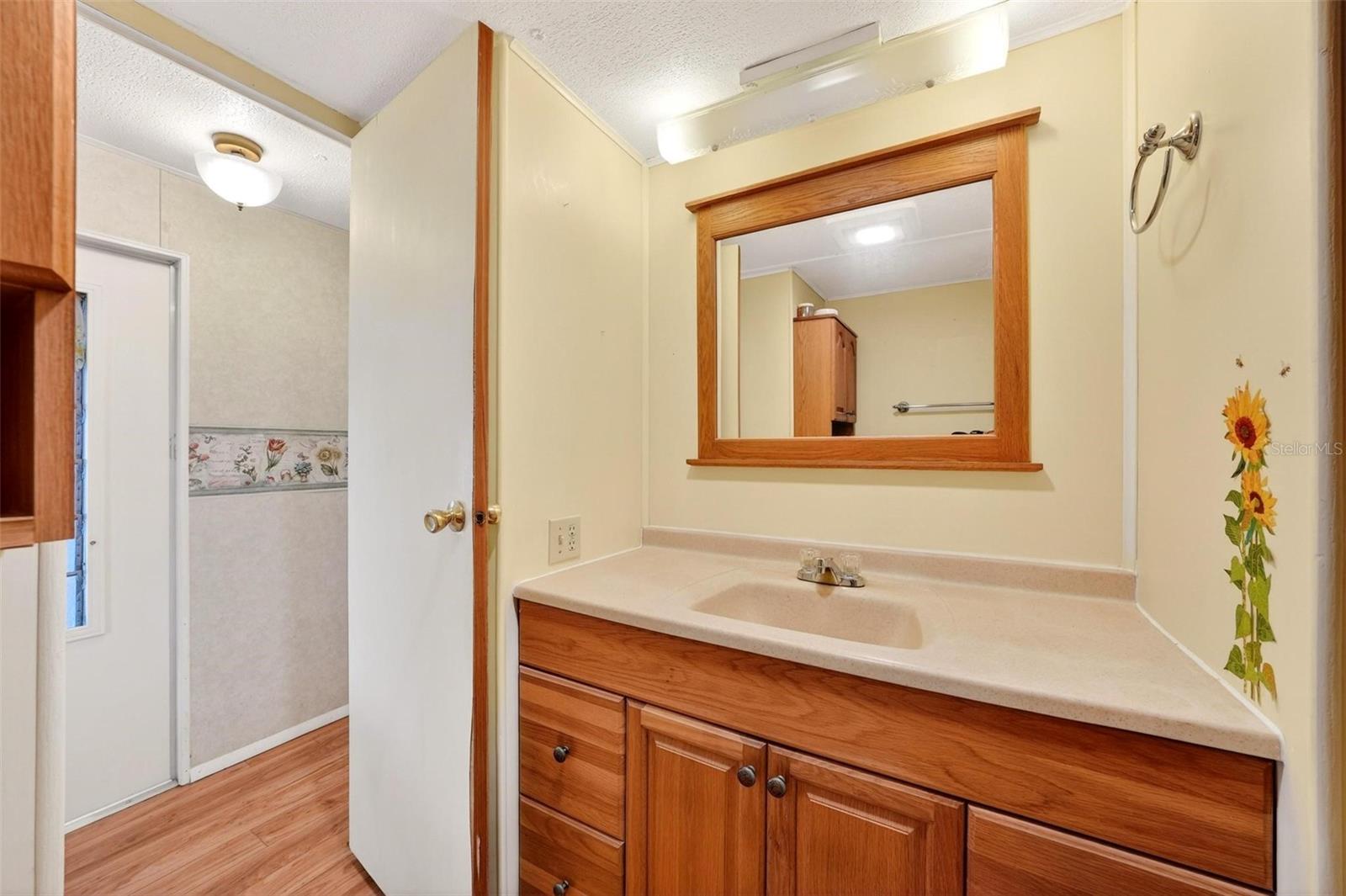 Image 26 of 66 For 11914 Hickory Lane