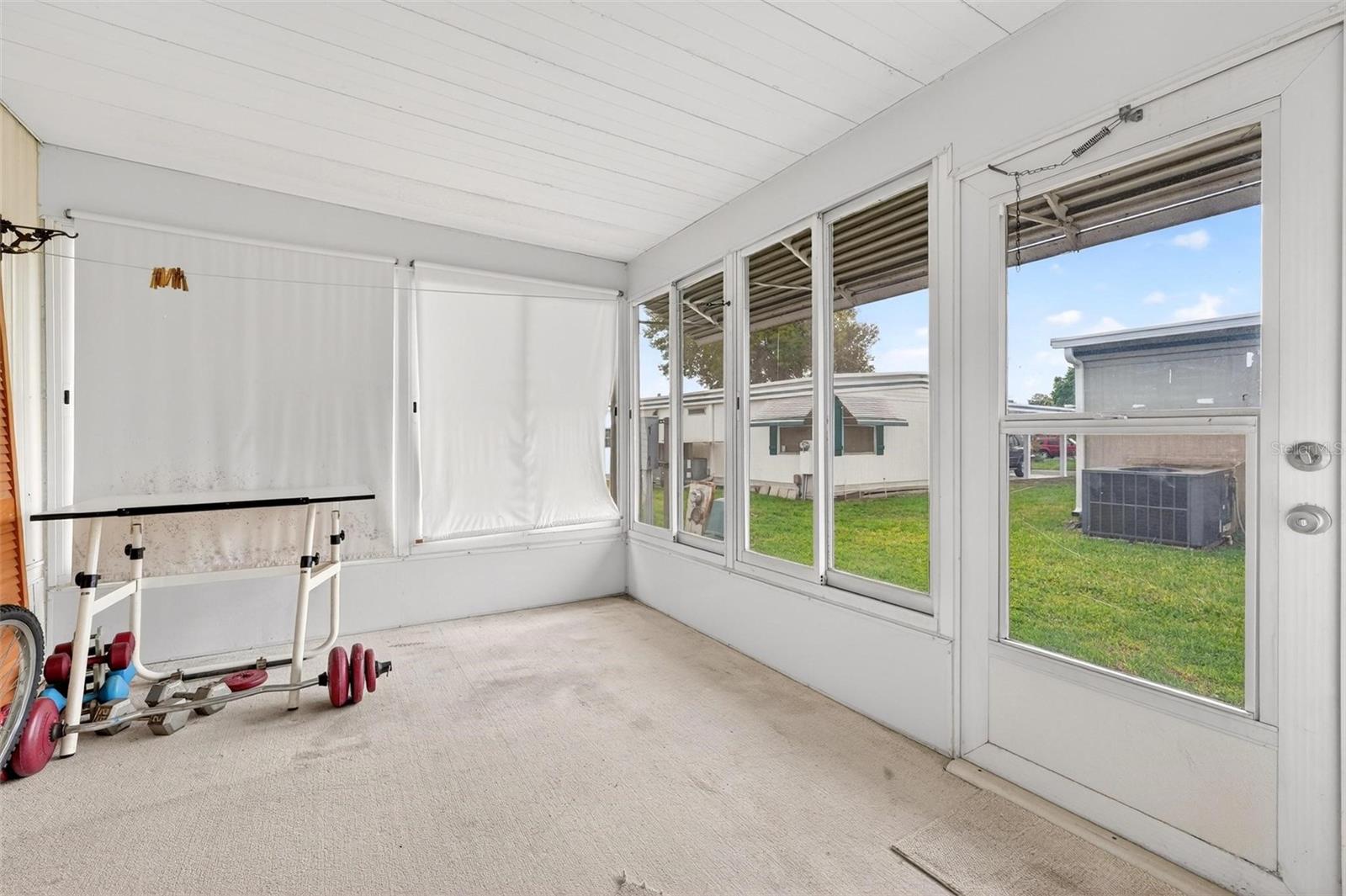 Image 29 of 66 For 11914 Hickory Lane