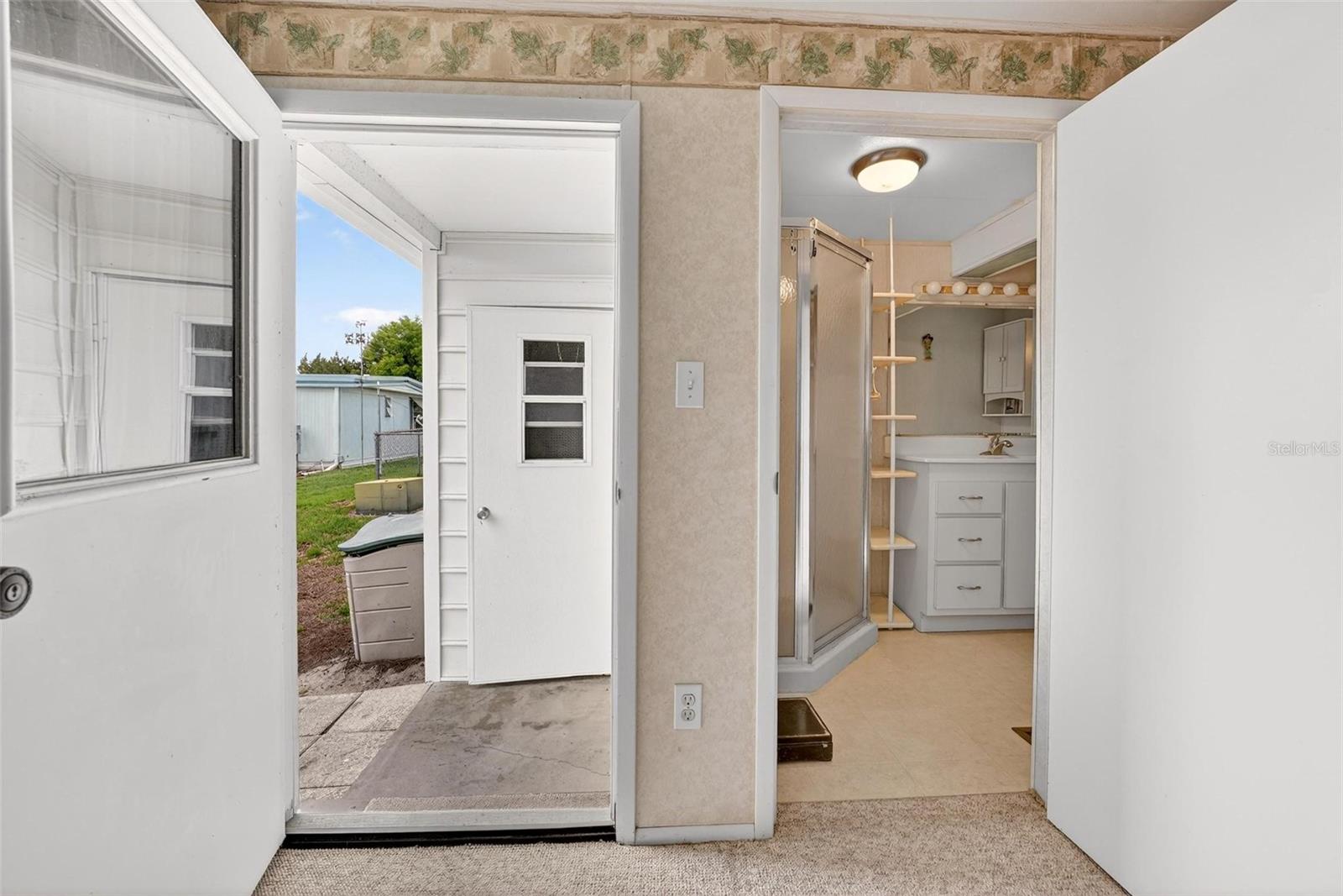 Image 30 of 66 For 11914 Hickory Lane