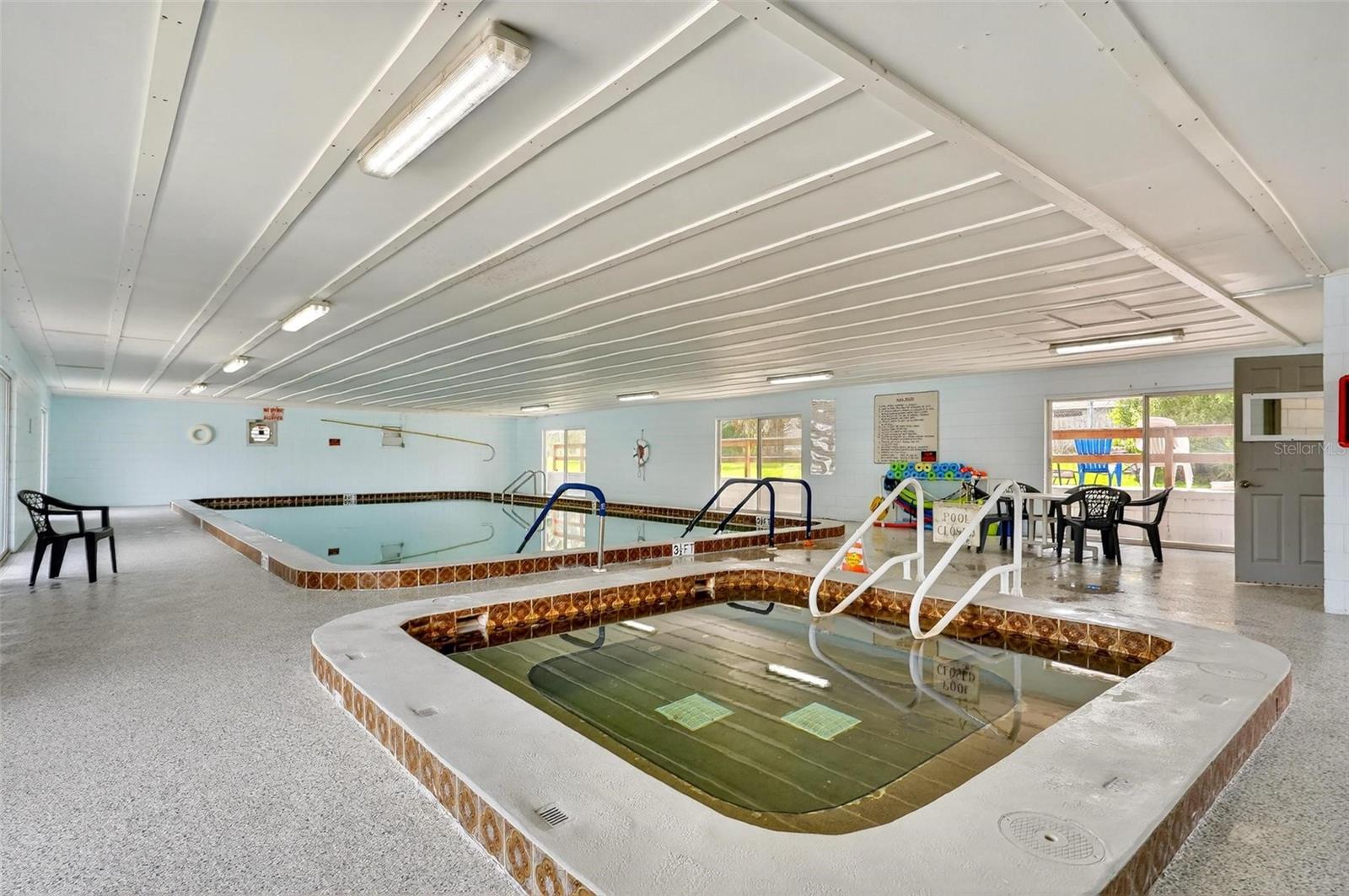 Image 35 of 66 For 11914 Hickory Lane