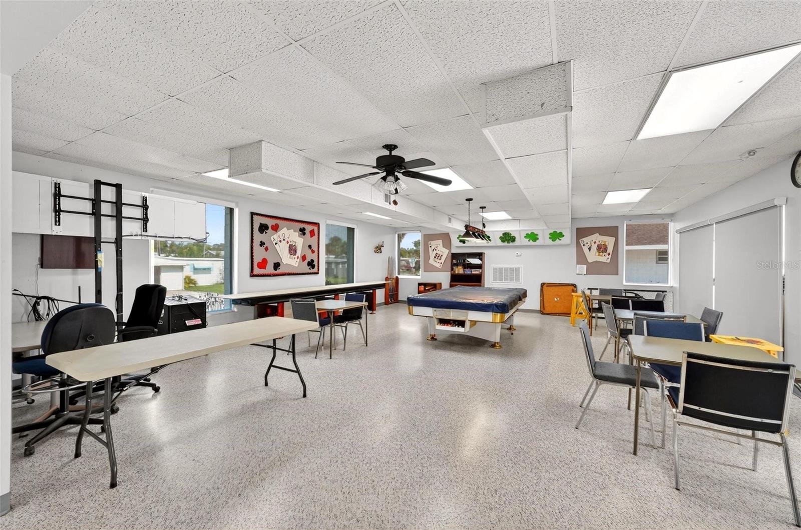 Image 40 of 66 For 11914 Hickory Lane