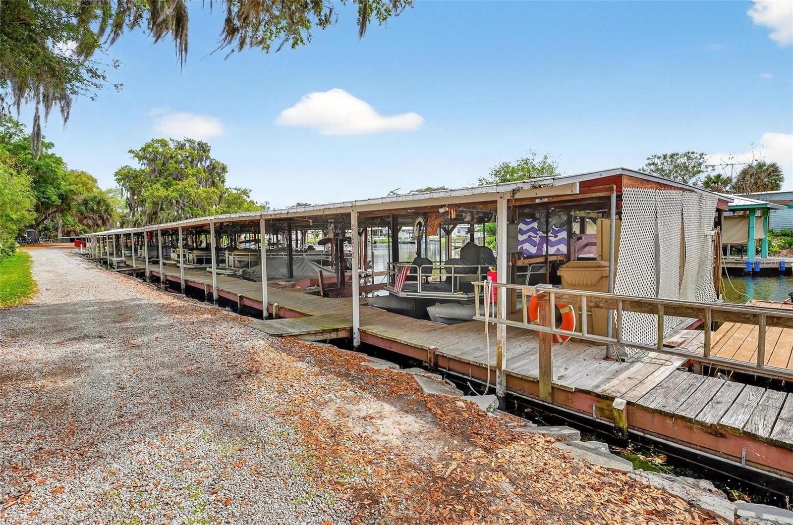 Image 43 of 66 For 11914 Hickory Lane