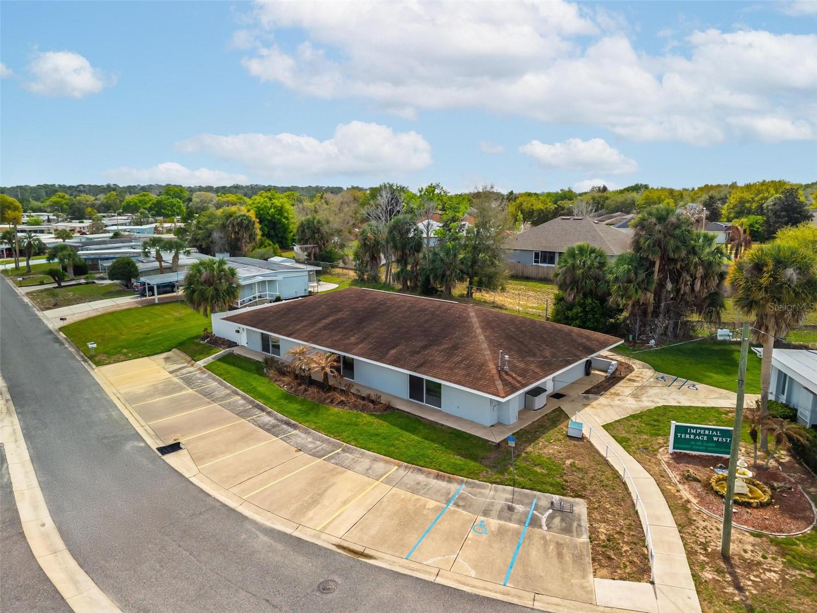 Image 53 of 66 For 11914 Hickory Lane