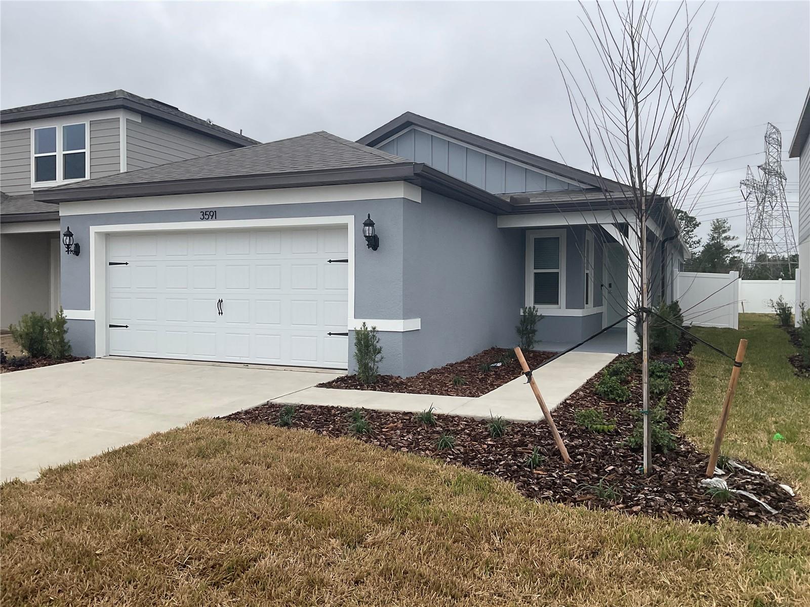 Image 2 of 6 For 3591 Hornbeam Road