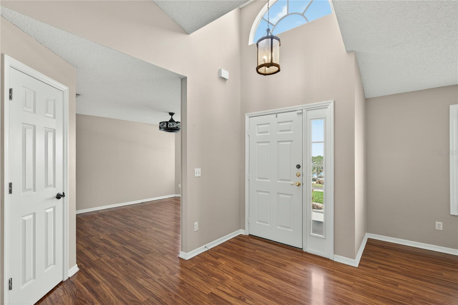 Image 13 of 42 For 112 Madrona  