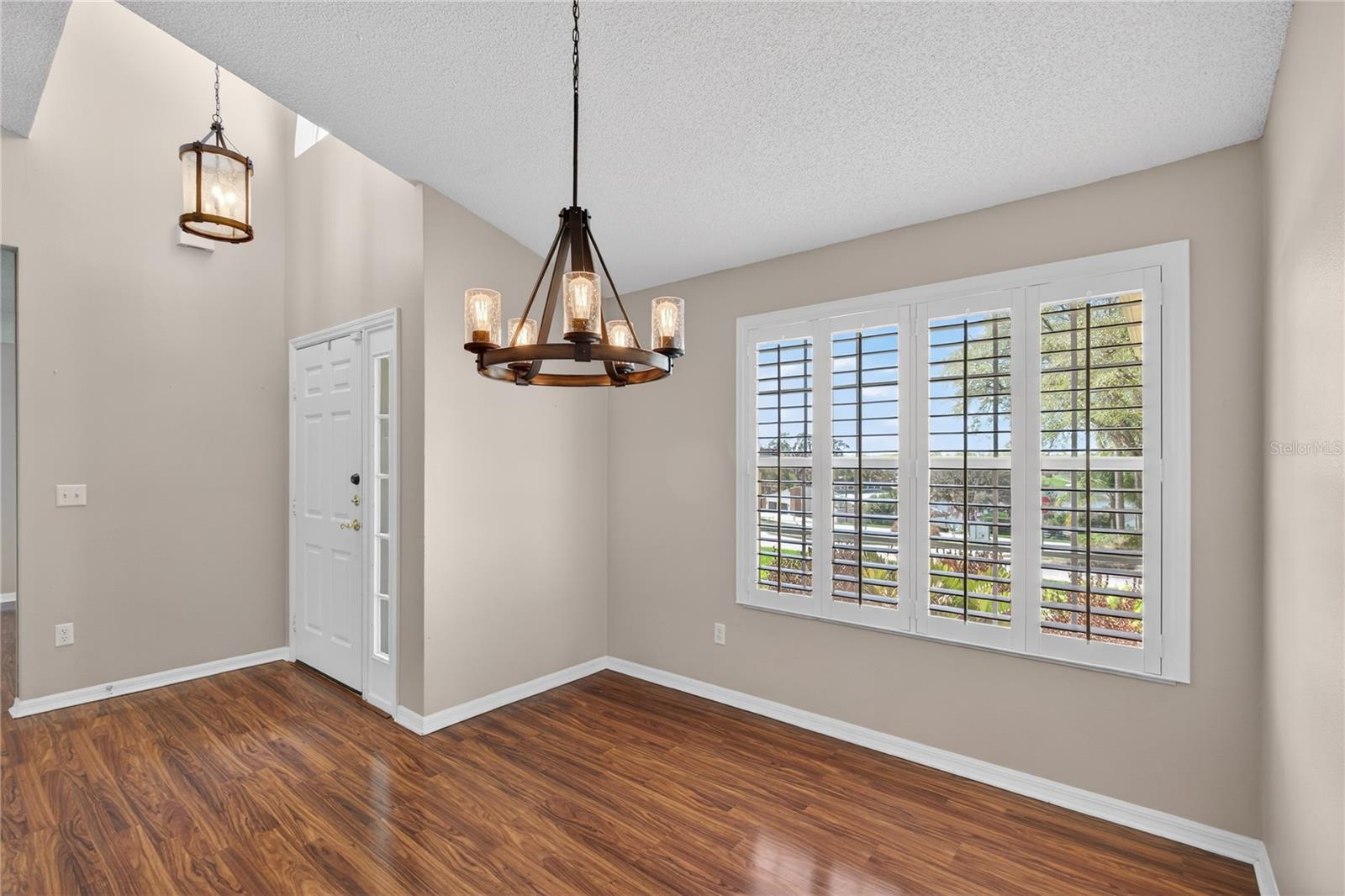 Image 14 of 42 For 112 Madrona  