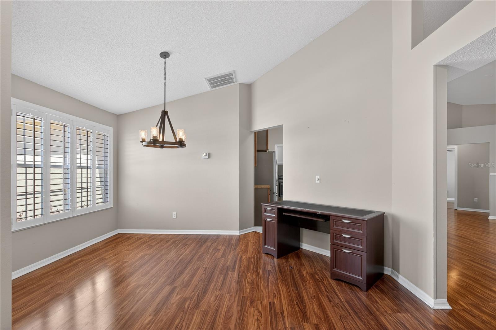 Image 15 of 42 For 112 Madrona  