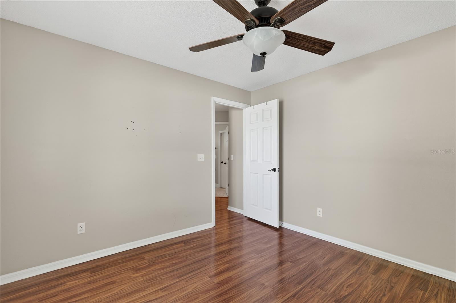 Image 26 of 42 For 112 Madrona  