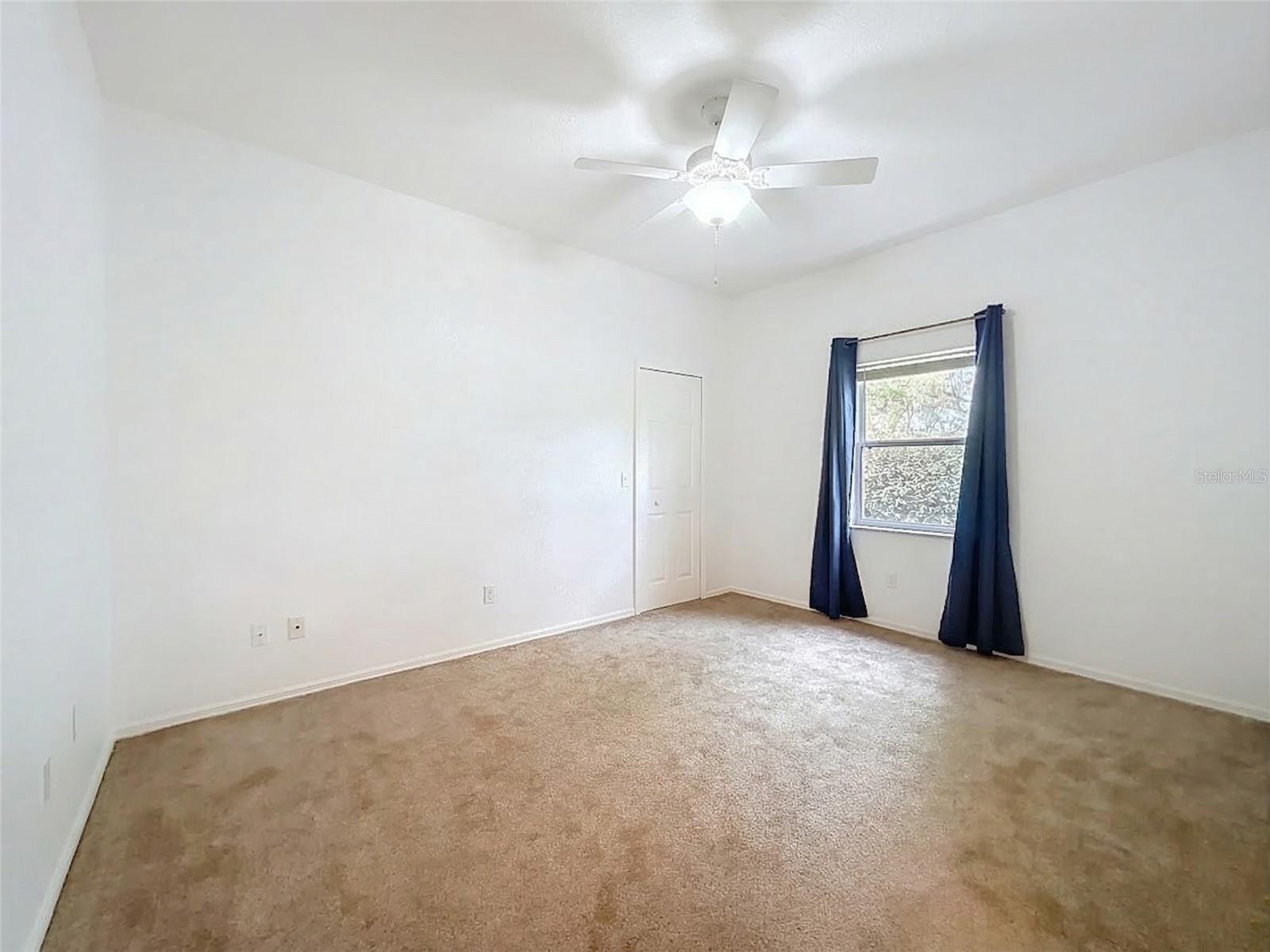 Image 32 of 47 For 507 Dowling Circle