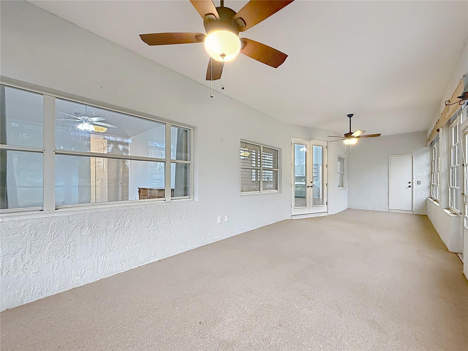 Image 38 of 47 For 507 Dowling Circle