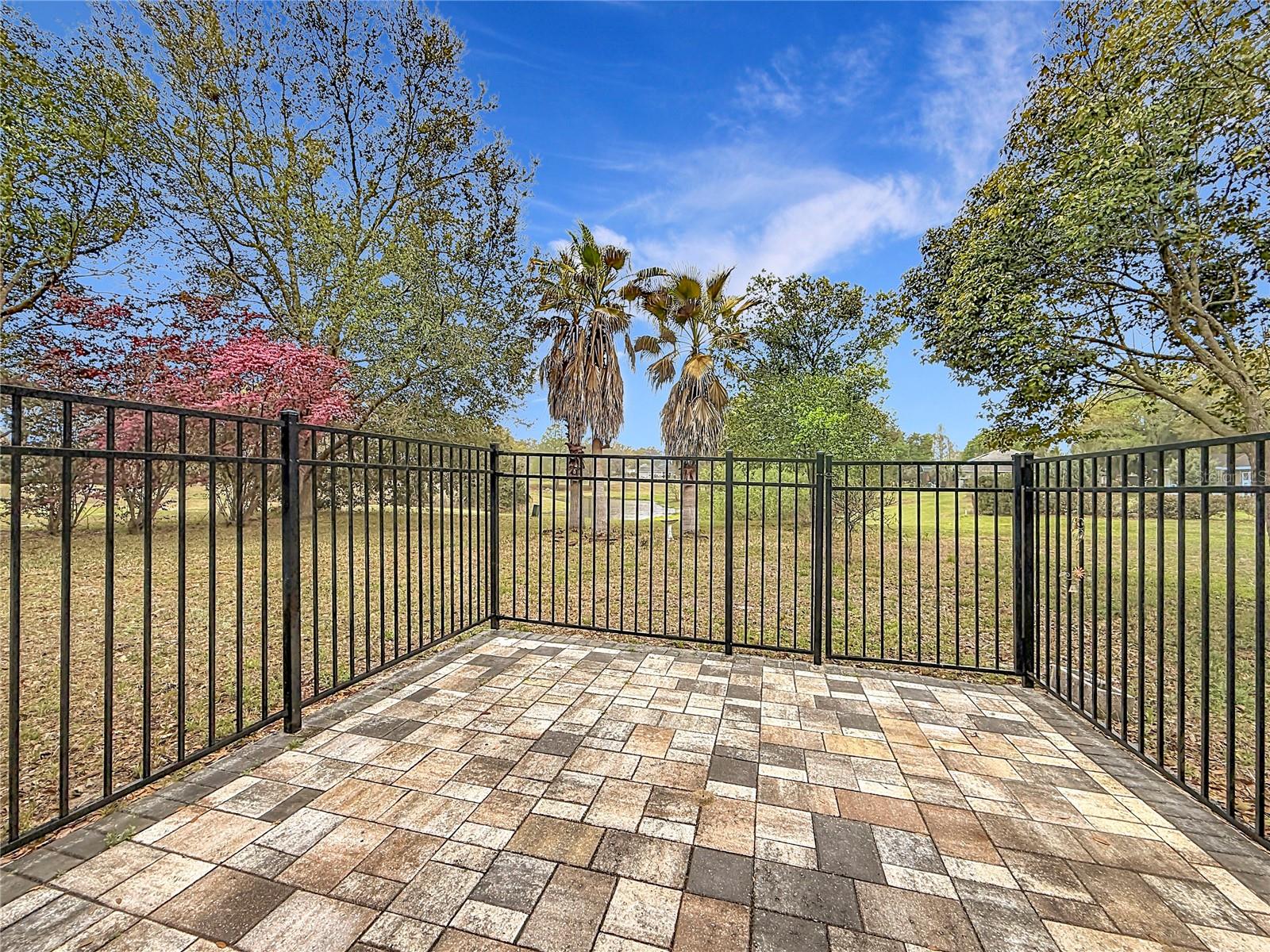 Image 40 of 47 For 507 Dowling Circle