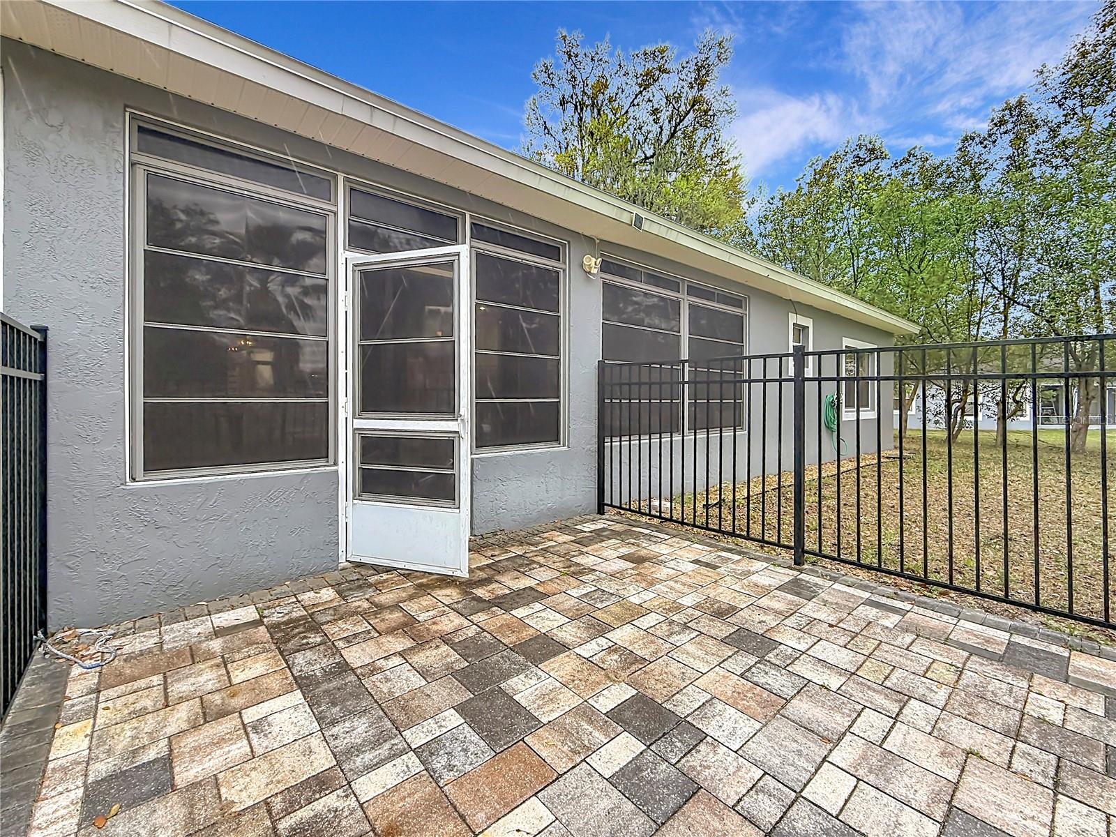 Image 41 of 47 For 507 Dowling Circle