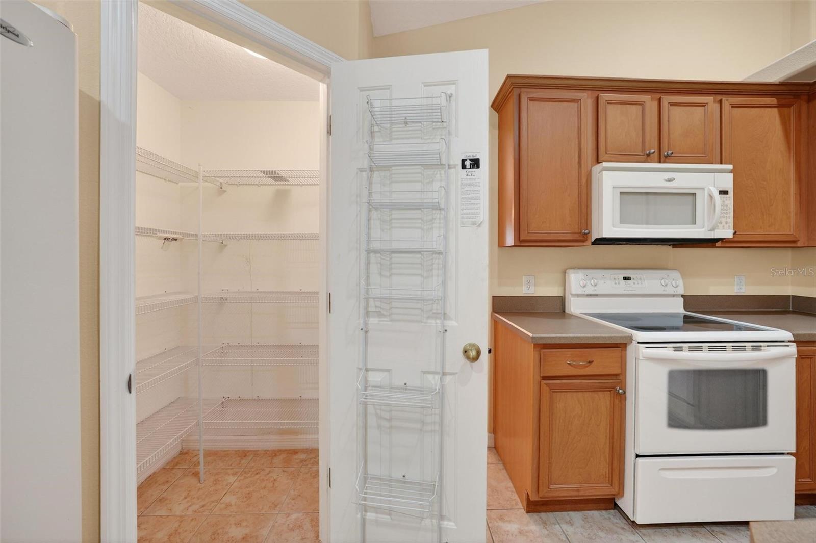 Image 12 of 60 For 1010 Vindale Road