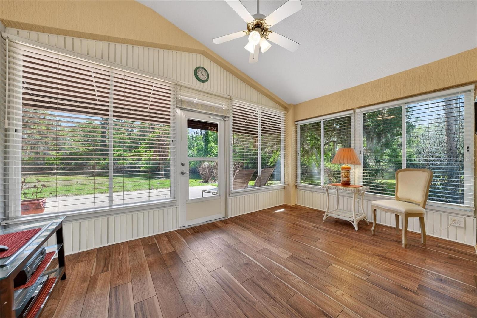 Image 19 of 60 For 1010 Vindale Road