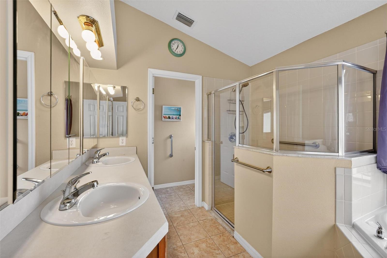 Image 27 of 60 For 1010 Vindale Road