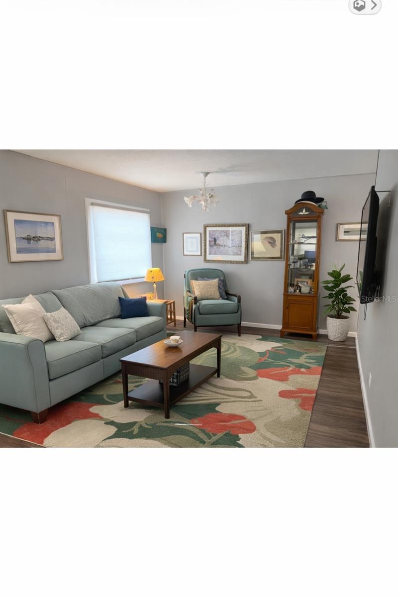 Image 8 of 31 For 1023 Capella Drive