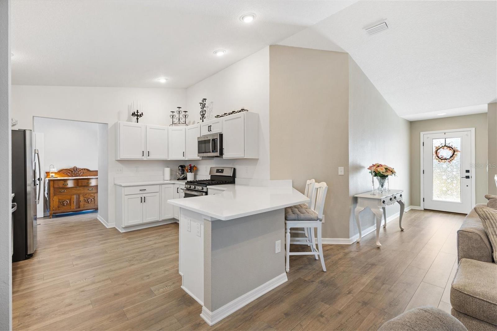 Image 10 of 36 For 7427 Munday Lane