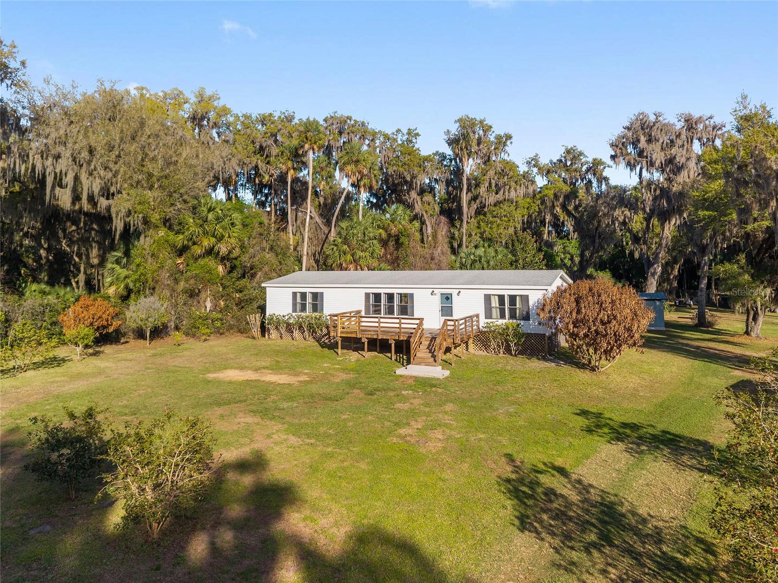 Details for 38805 Emeralda Island Road, LEESBURG, FL 34788