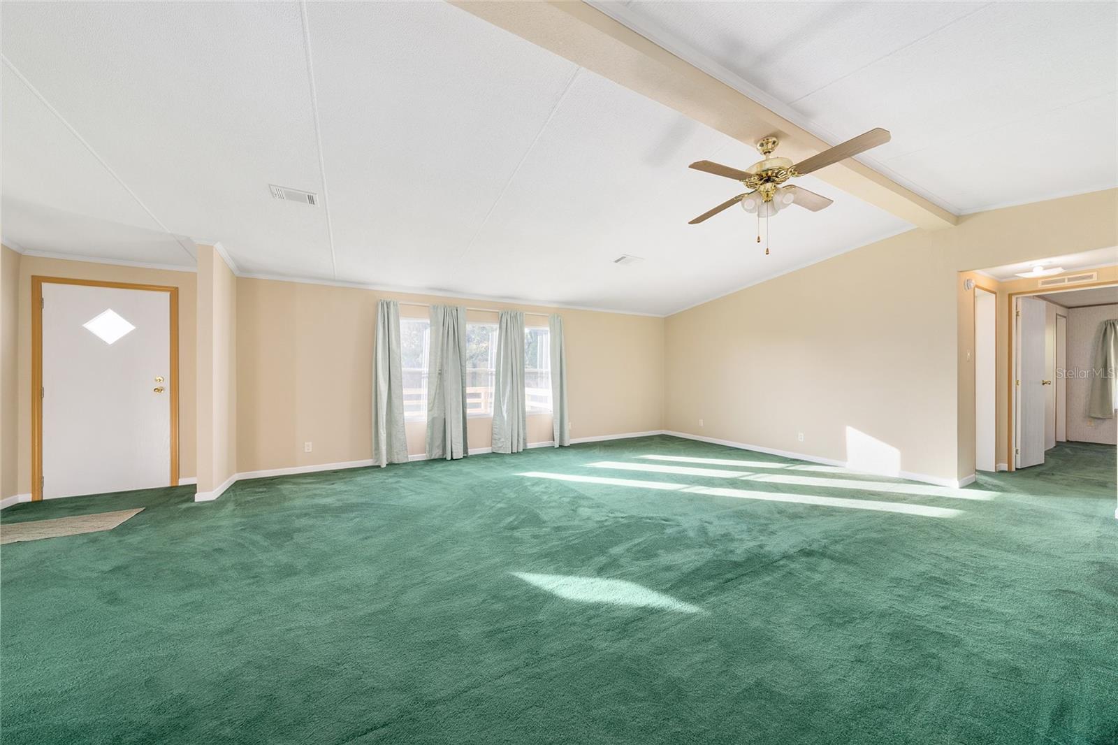 Image 13 of 39 For 38805 Emeralda Island Road