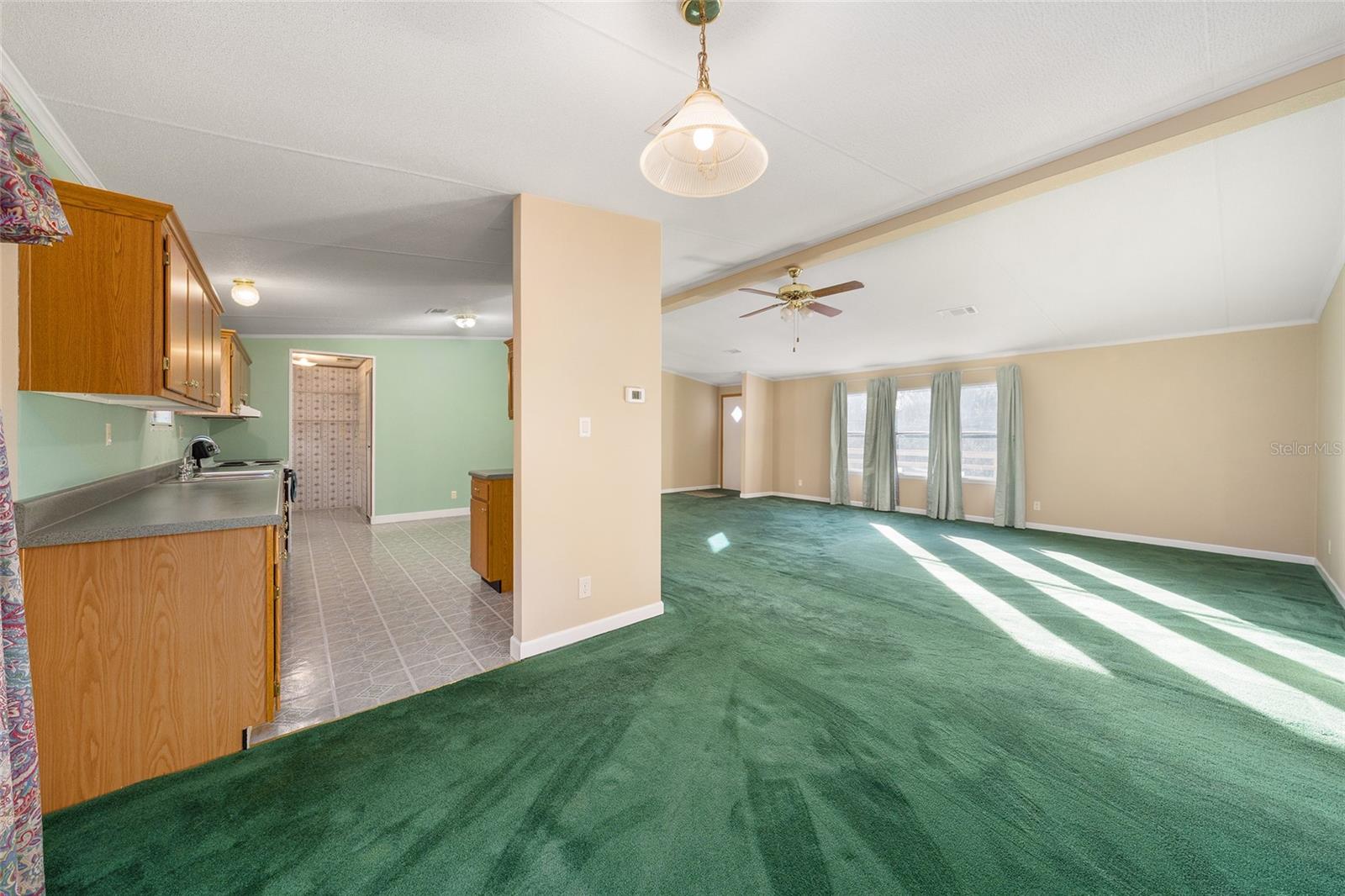 Image 15 of 39 For 38805 Emeralda Island Road