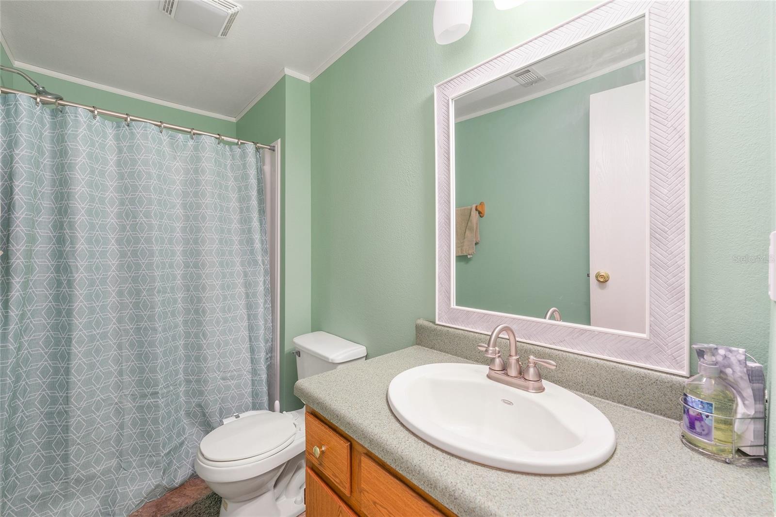 Image 20 of 39 For 38805 Emeralda Island Road