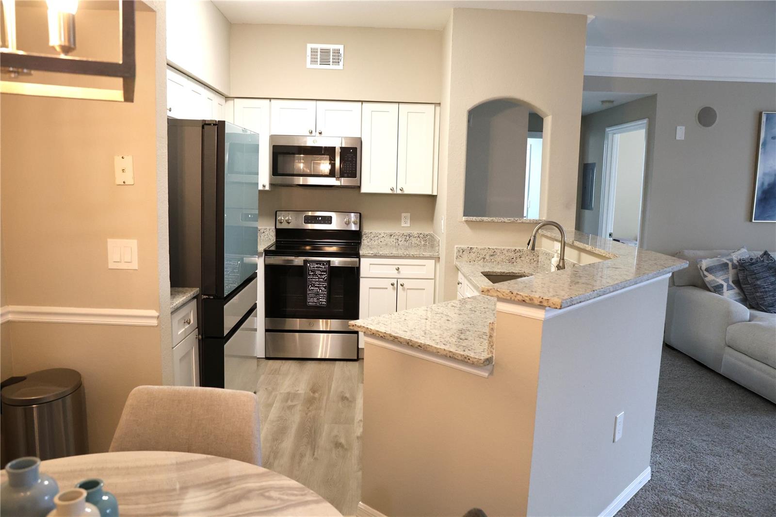 Image 18 of 47 For 3344 Corona Village Way 102