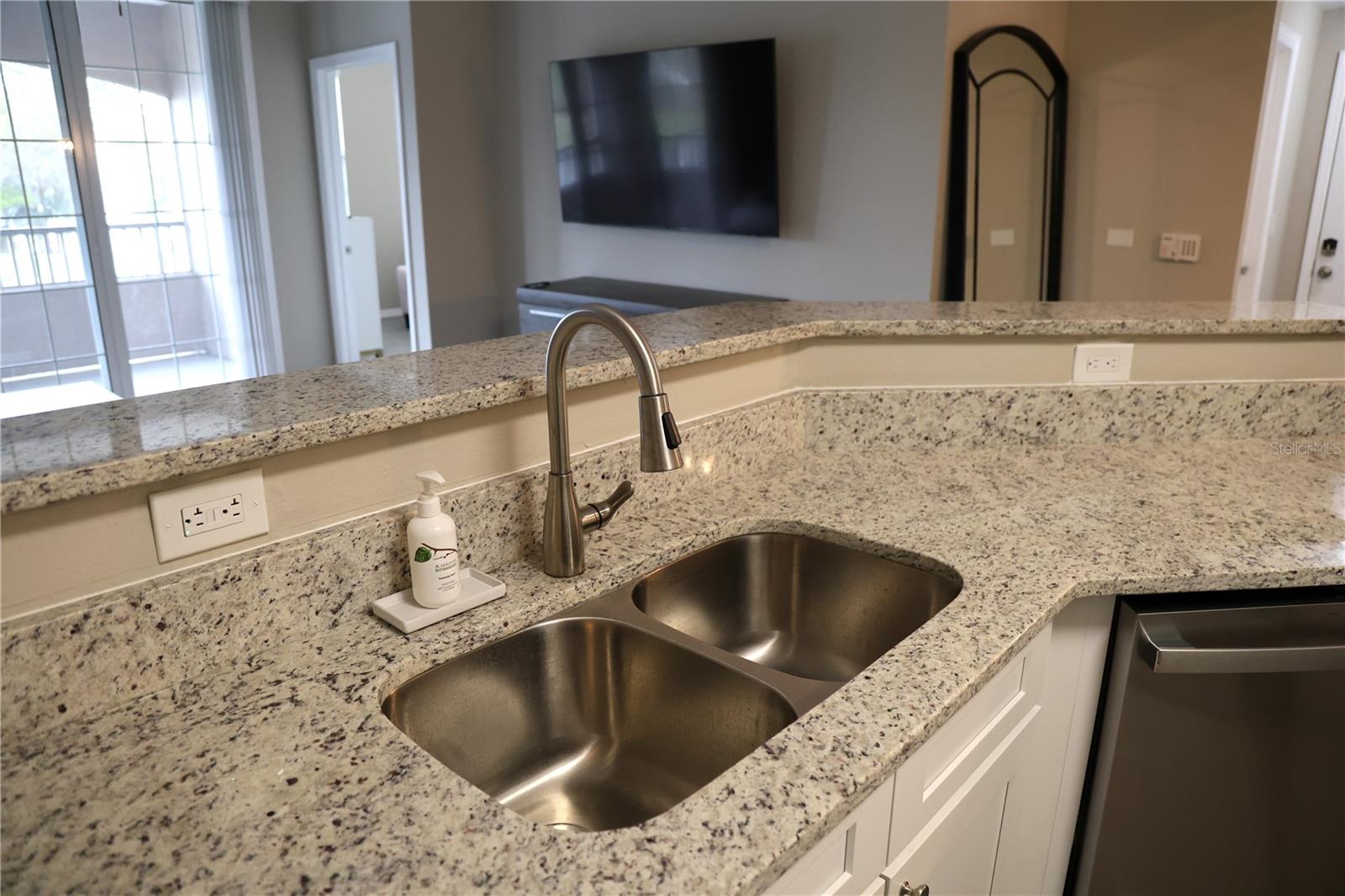 Image 22 of 47 For 3344 Corona Village Way 102