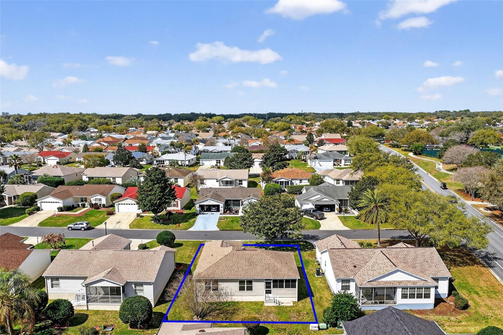 Image 11 of 31 For 17369 75th Coachman Court