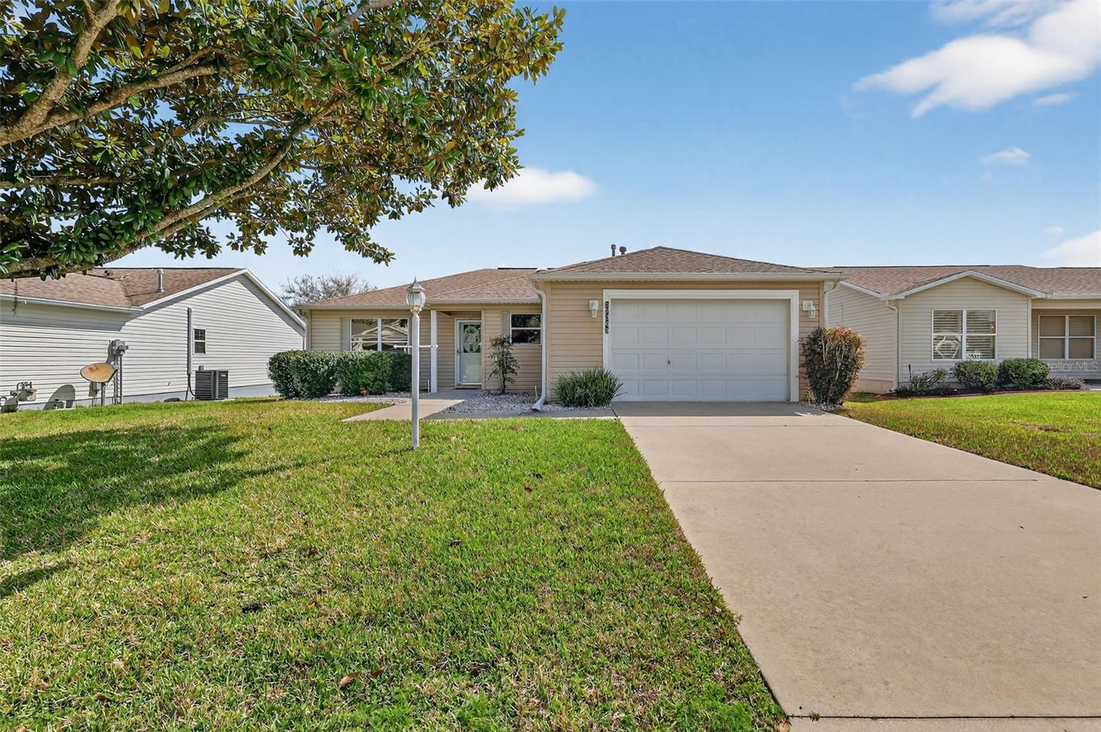 Image 14 of 31 For 17369 75th Coachman Court