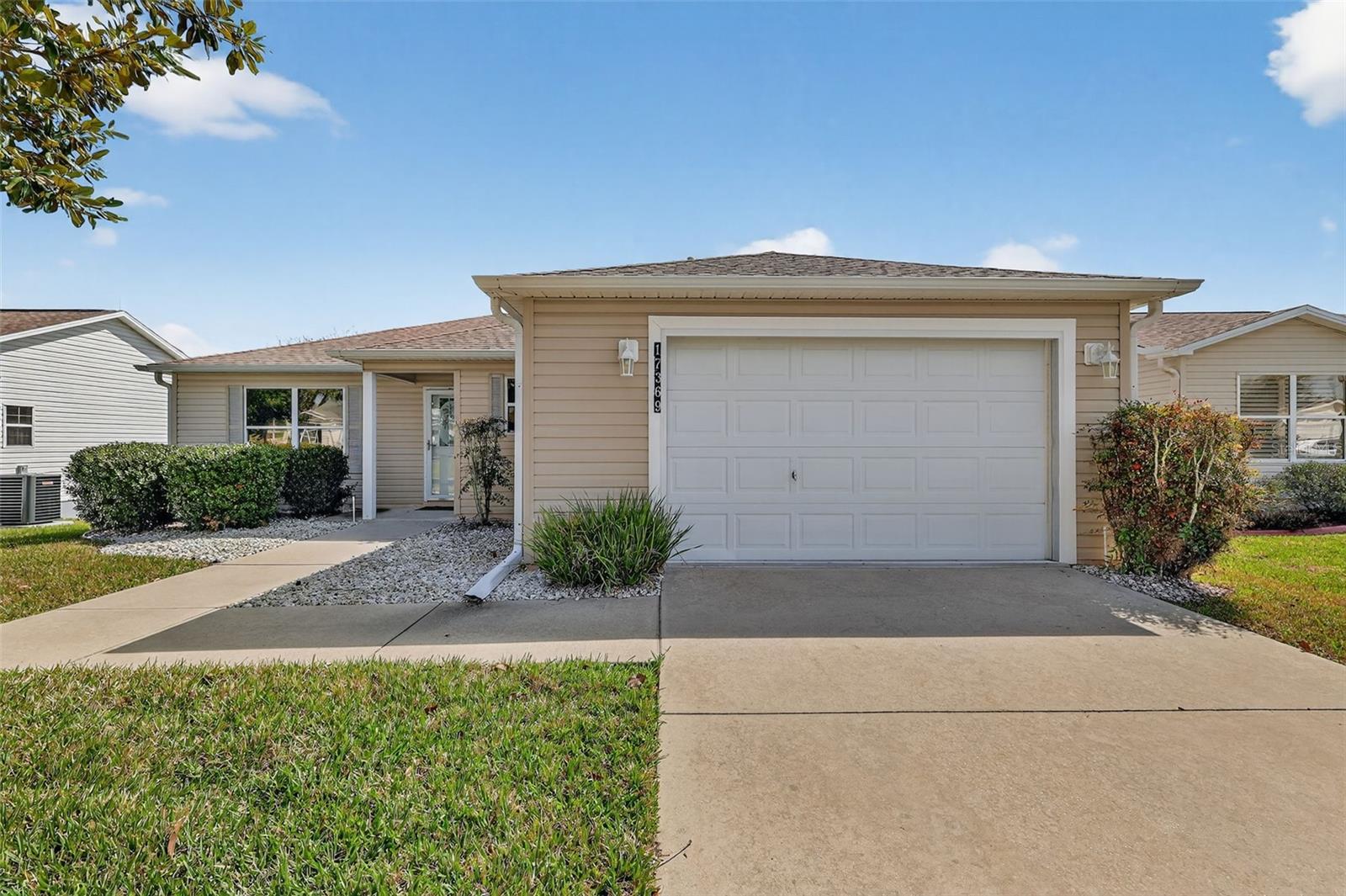Image 15 of 31 For 17369 75th Coachman Court