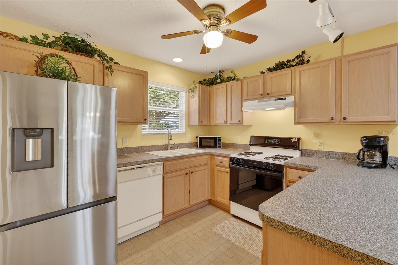 Image 23 of 31 For 17369 75th Coachman Court