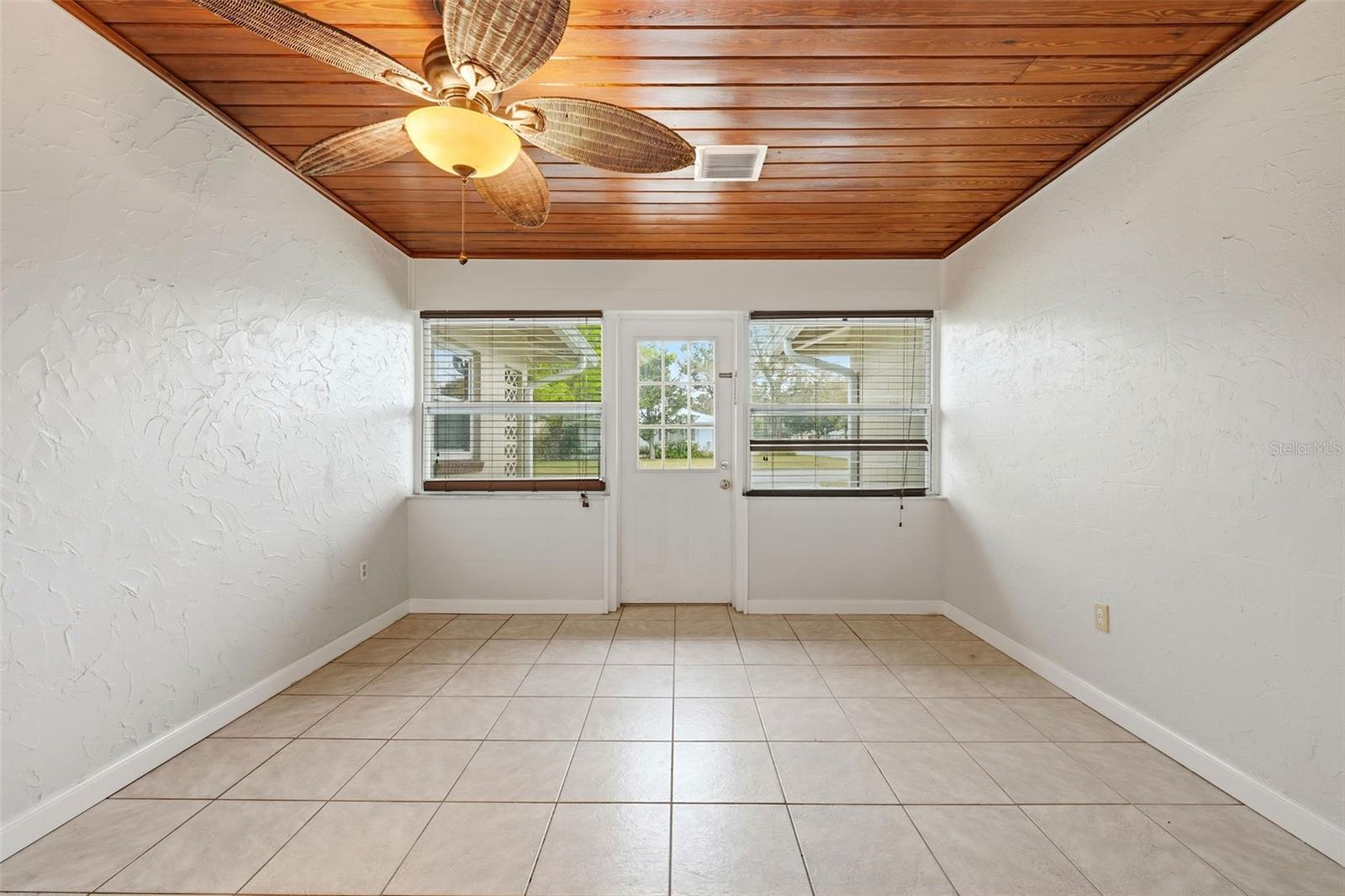 Image 17 of 72 For 1780 Morningside Drive