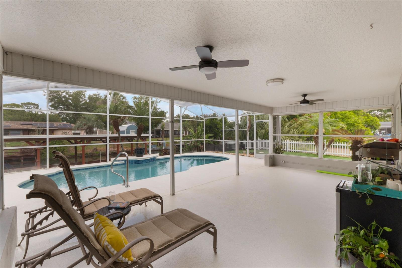 Image 23 of 29 For 12401 Blue Heron Way