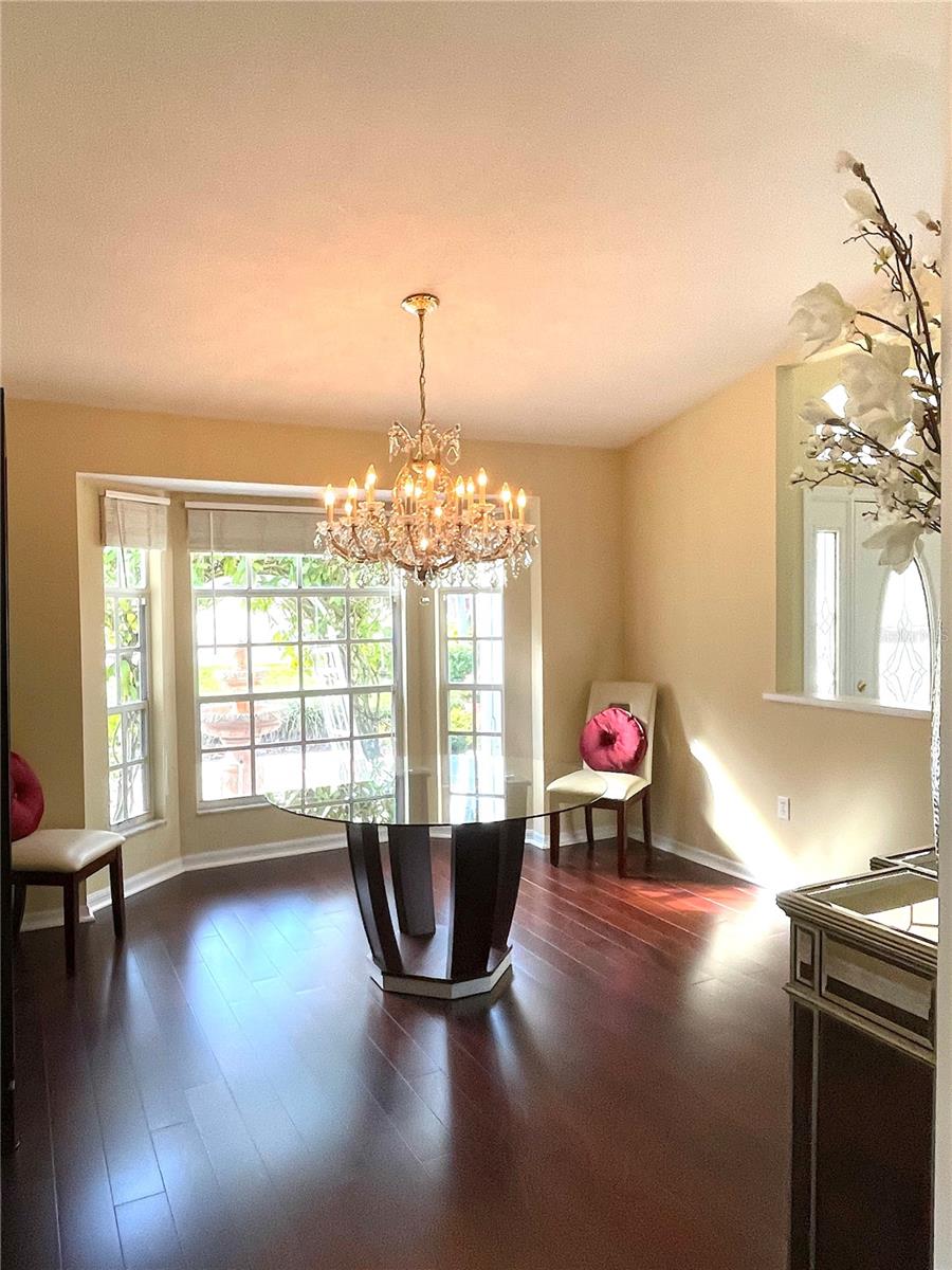 Image 12 of 45 For 2560 Highlands Vue Parkway