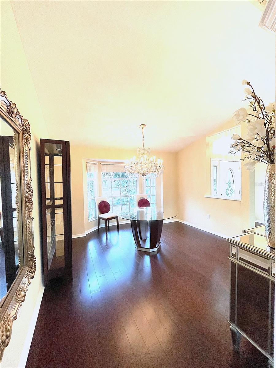 Image 13 of 45 For 2560 Highlands Vue Parkway