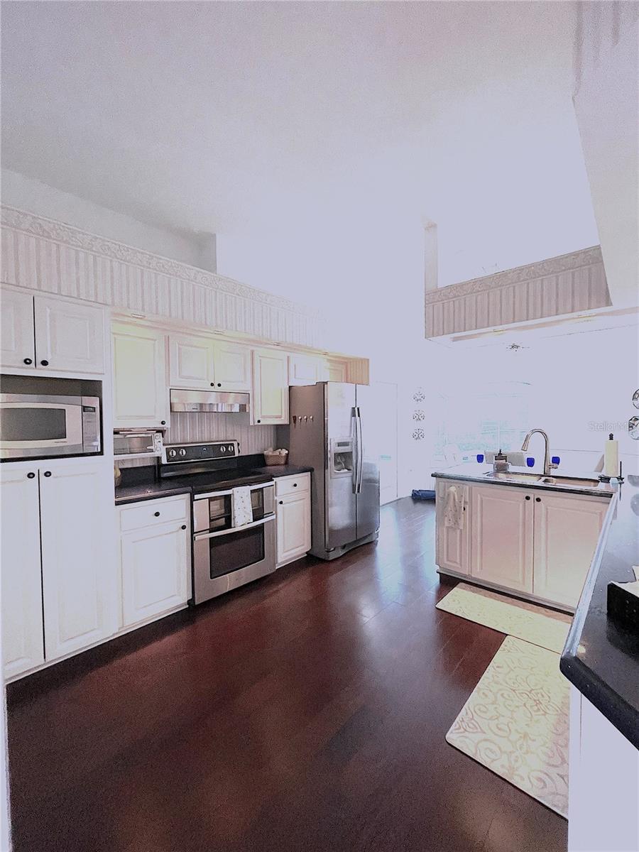 Image 14 of 45 For 2560 Highlands Vue Parkway