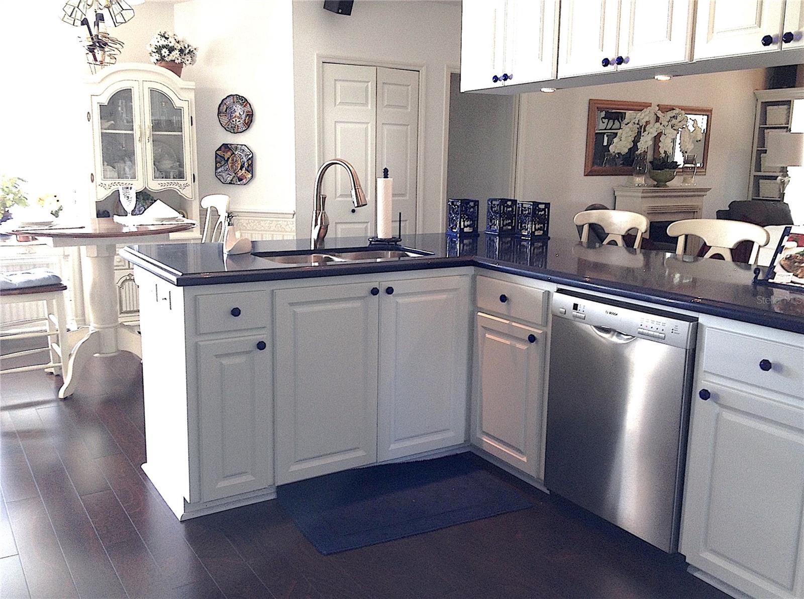 Image 16 of 45 For 2560 Highlands Vue Parkway