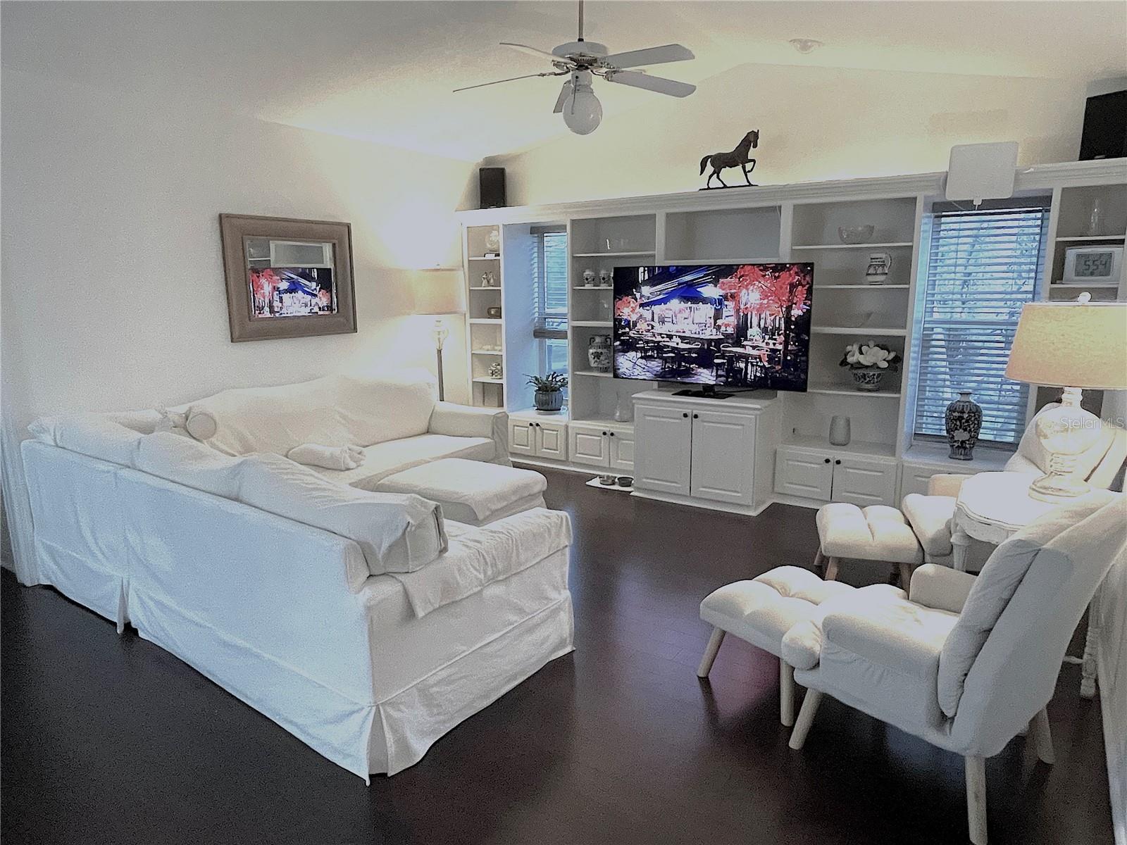 Image 23 of 45 For 2560 Highlands Vue Parkway