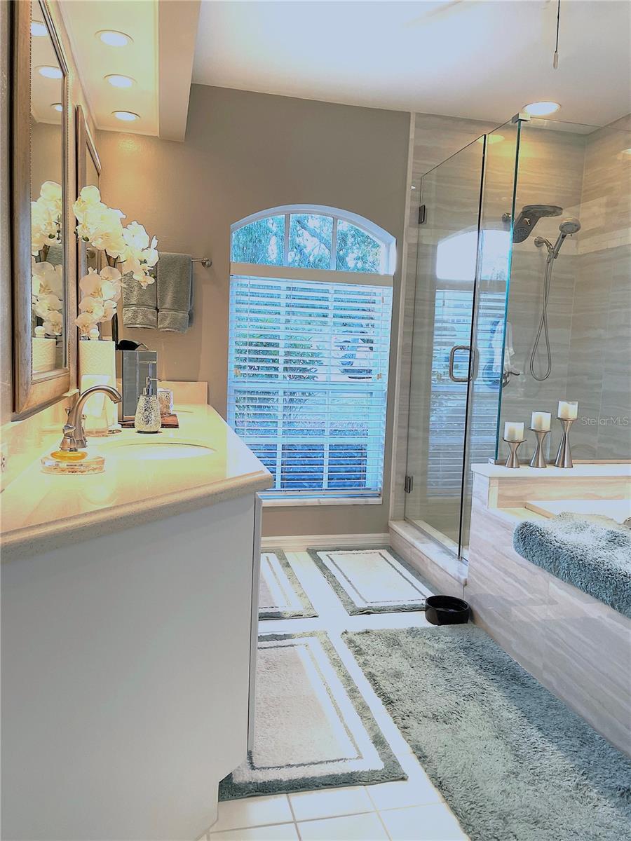 Image 27 of 45 For 2560 Highlands Vue Parkway