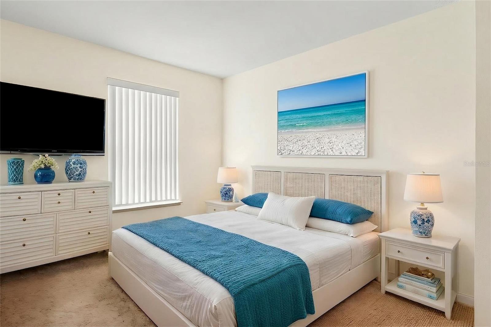 Image 18 of 47 For 8467 Crystal Cove Loop