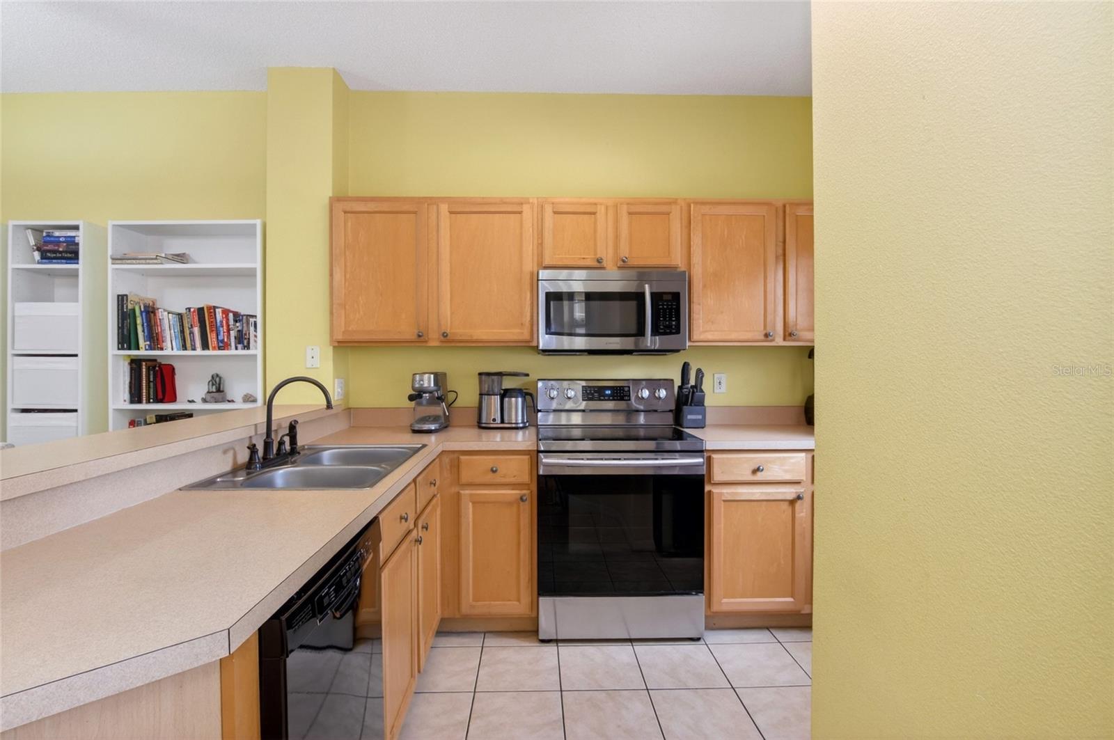 Image 5 of 47 For 8467 Crystal Cove Loop