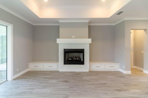 Image 14 of 42 For 17899 72nd Street Road