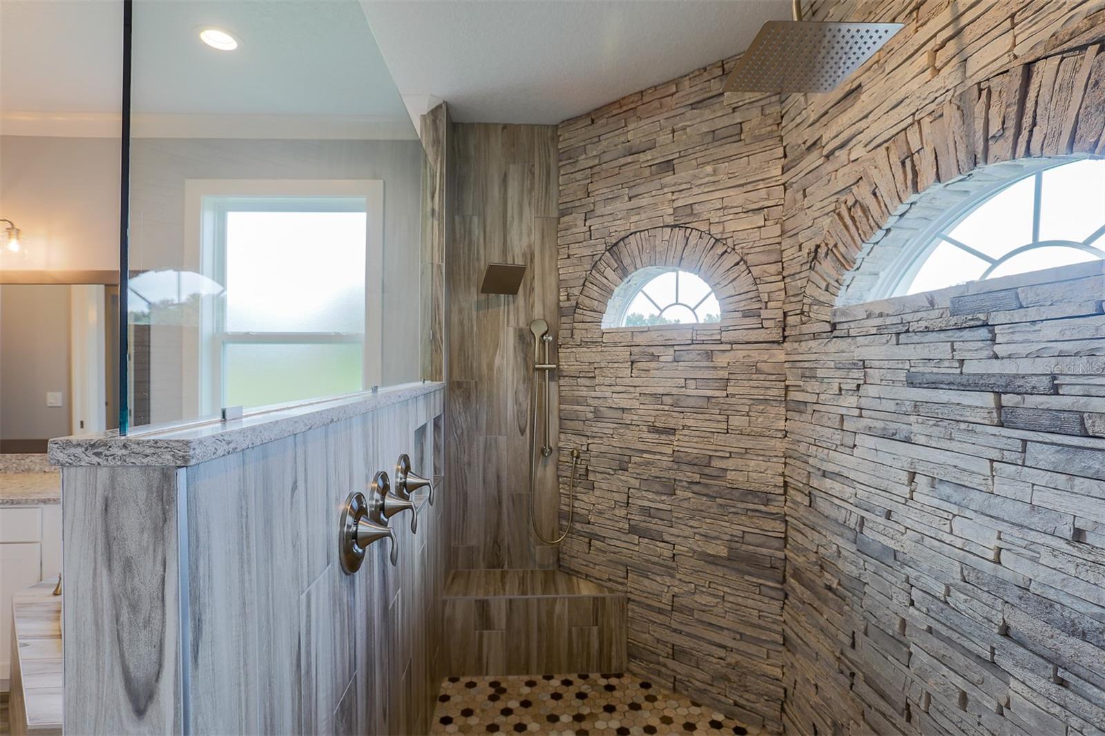 Image 19 of 42 For 17899 72nd Street Road